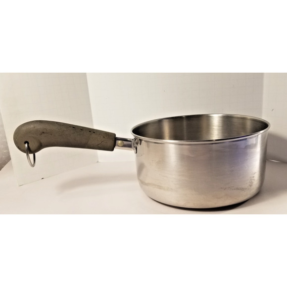 Revere Ware 1801 Stainless Steel Tri Ply Bottom 2 Qt Sauce Pan Clinton 95k Vtg - Picture 1 of 6